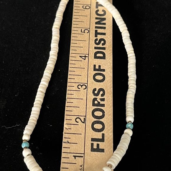Vintage White Surfer Puka Shell Necklace Choker With Blue Floral Beads - Picture 7 of 10